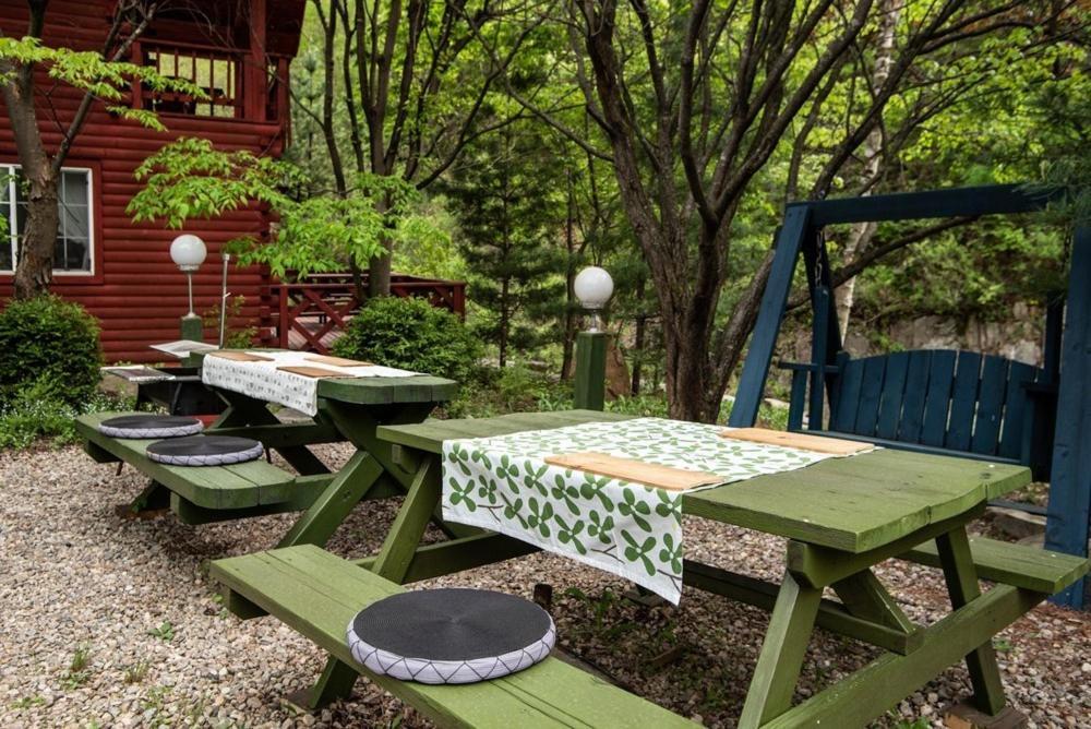 Pyeongchang Zermatt Pension Family, Couple ภายนอก รูปภาพ