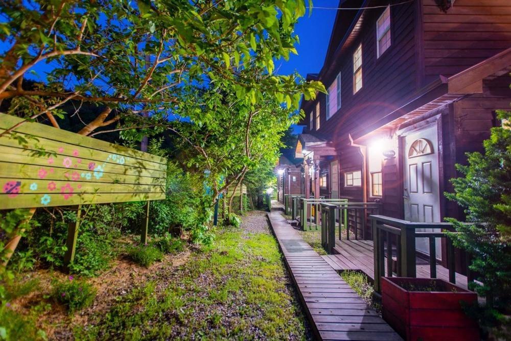 Pyeongchang Zermatt Pension Family, Couple ภายนอก รูปภาพ